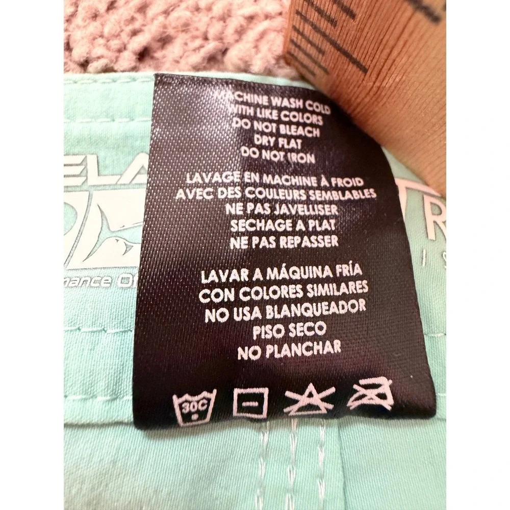 Pelagic Traverse Fishing Shorts Womens‎ 10 Mint Green Board Shorts